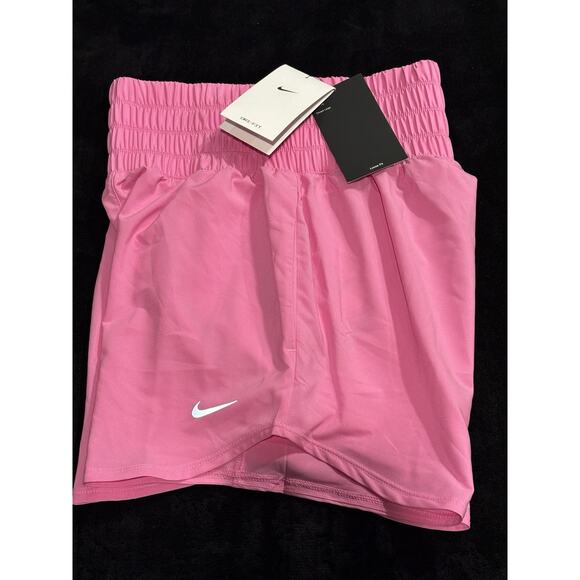 Nike Women's M One Dri-FIT Ultra High-Waisted Brief-Lined Shorts New With Tag - Picture 5 of 7